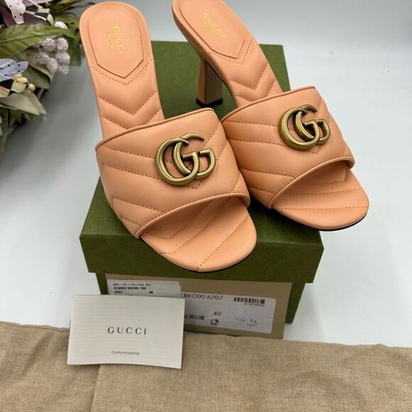 Women’s Gucci, GG Marmont, leather mules size 40 made in Italy - Picture 3 of 11